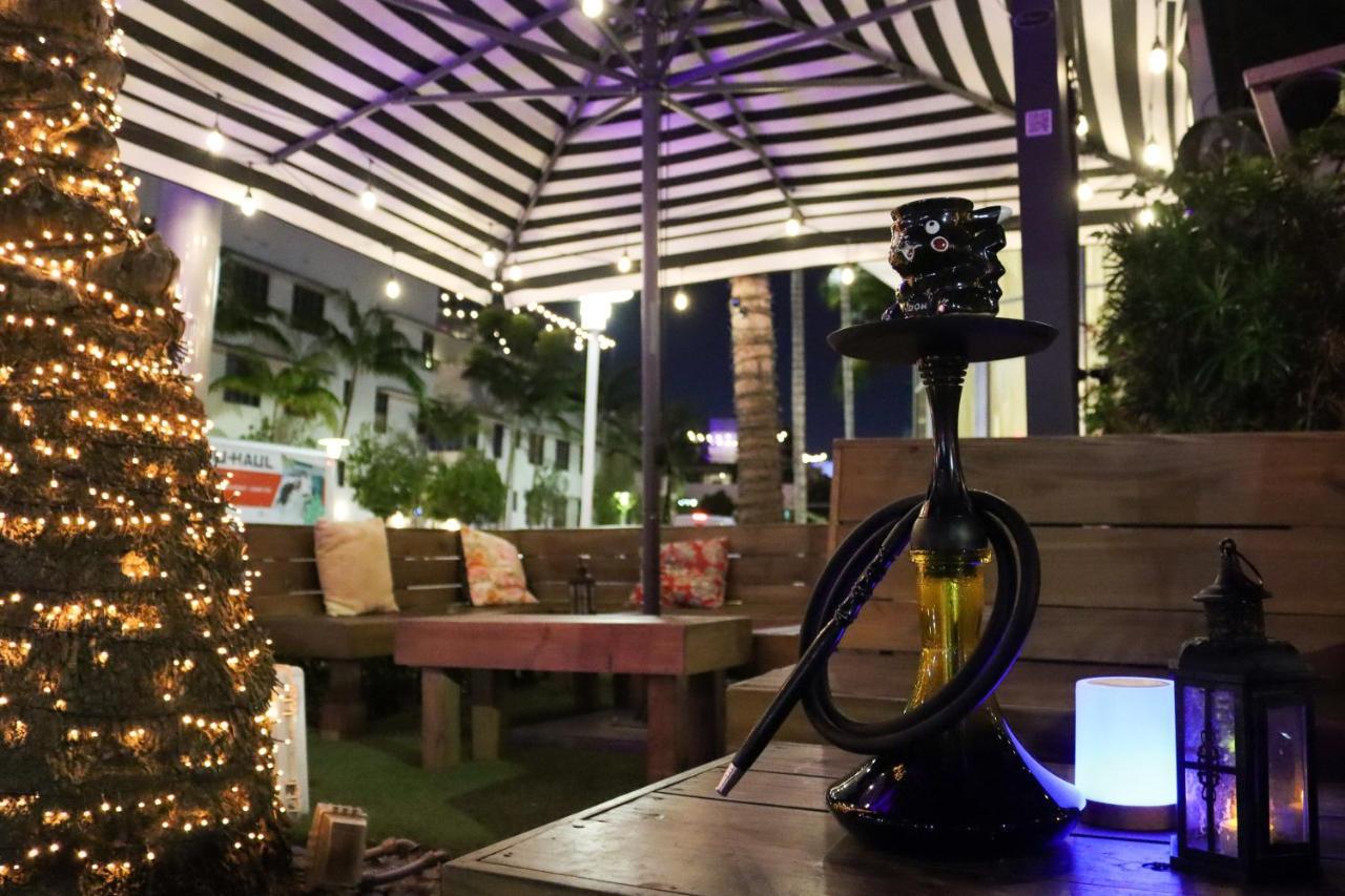 The Claremont Hotel Miami Beach Exterior photo