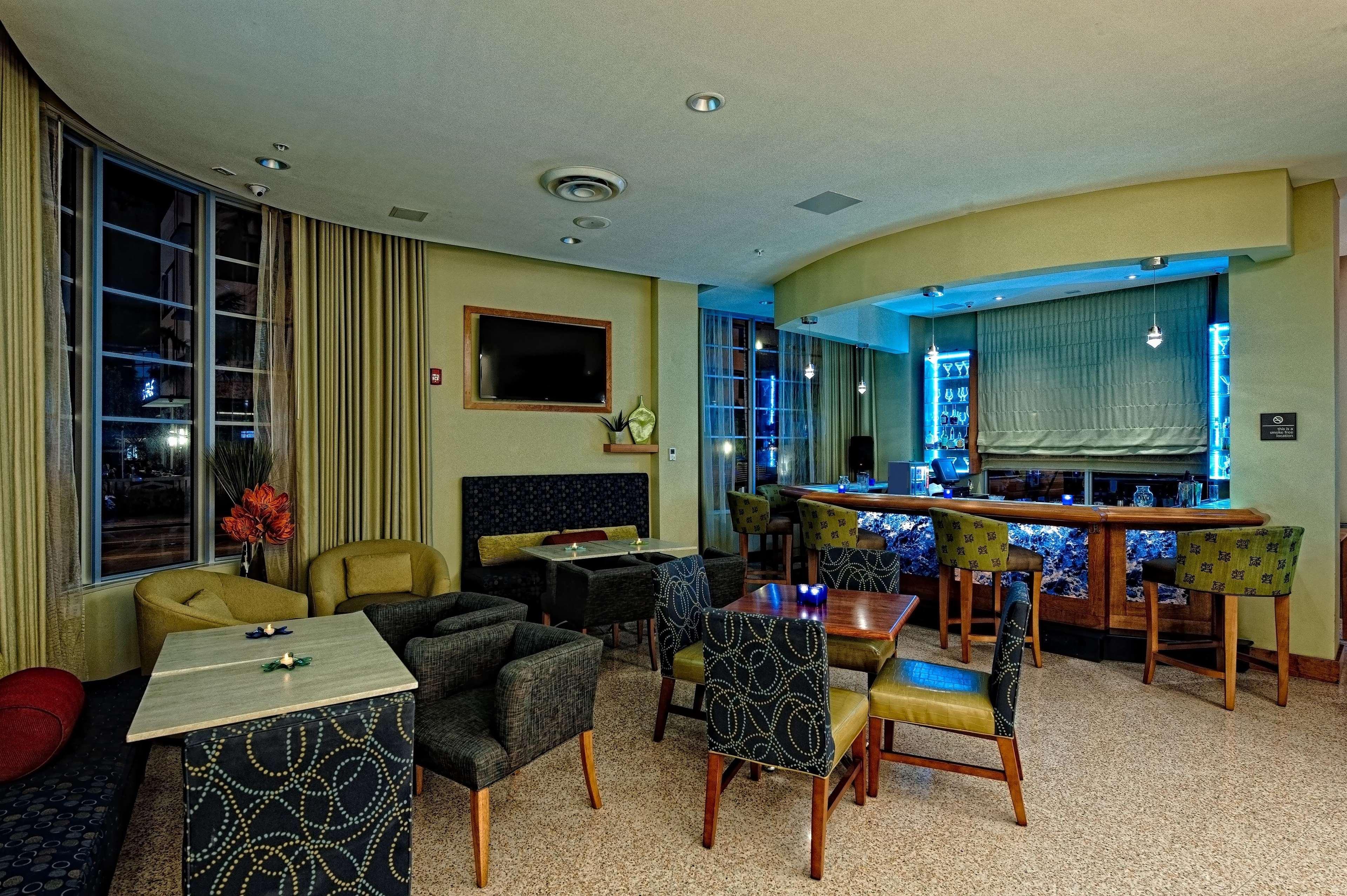 The Claremont Hotel Miami Beach Exterior photo